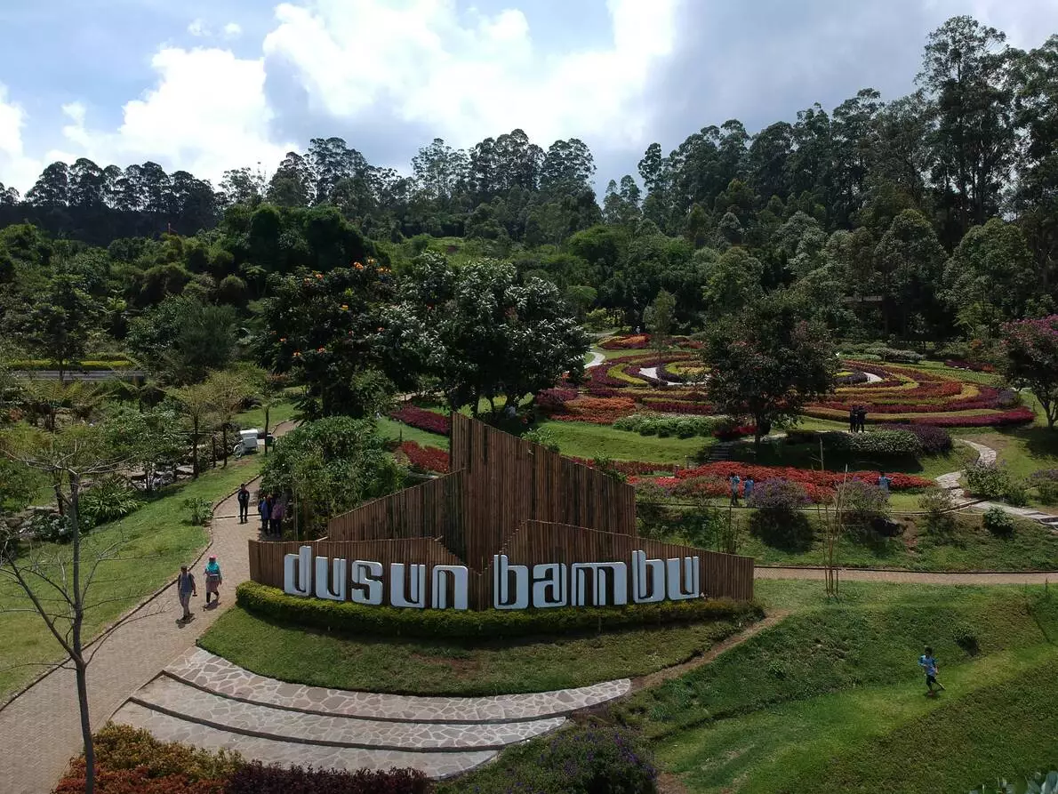 Daya Tarik Dusun Bambu Lembang