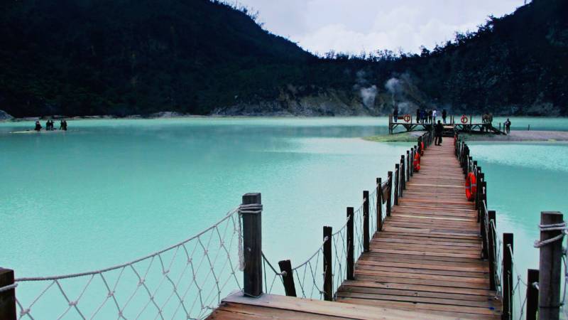 Jembatan Kawah Putih