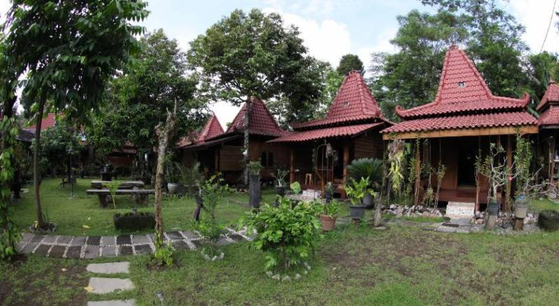 Omah Garengpoeng Guest House