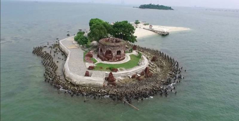 Pulau Bidadari Kepulauan Seribu