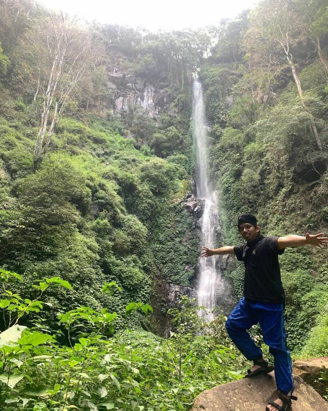 Air Terjun Coban Rais by @dzulkarnains