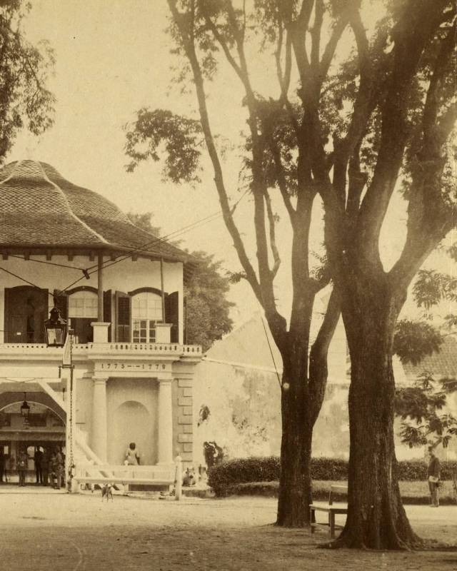 Benteng Vastenburg 6