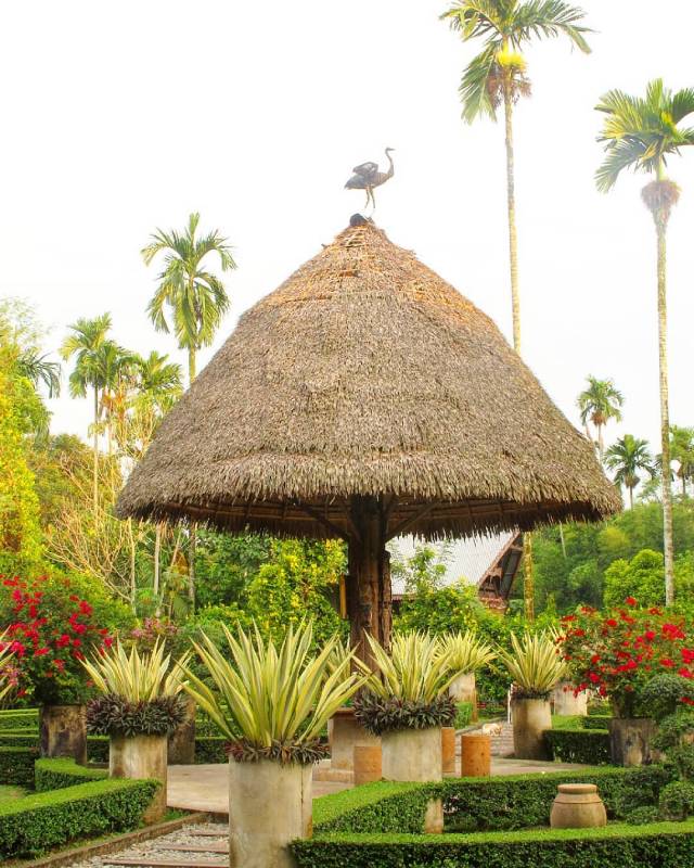 Taman Bunga Le Hu Garden