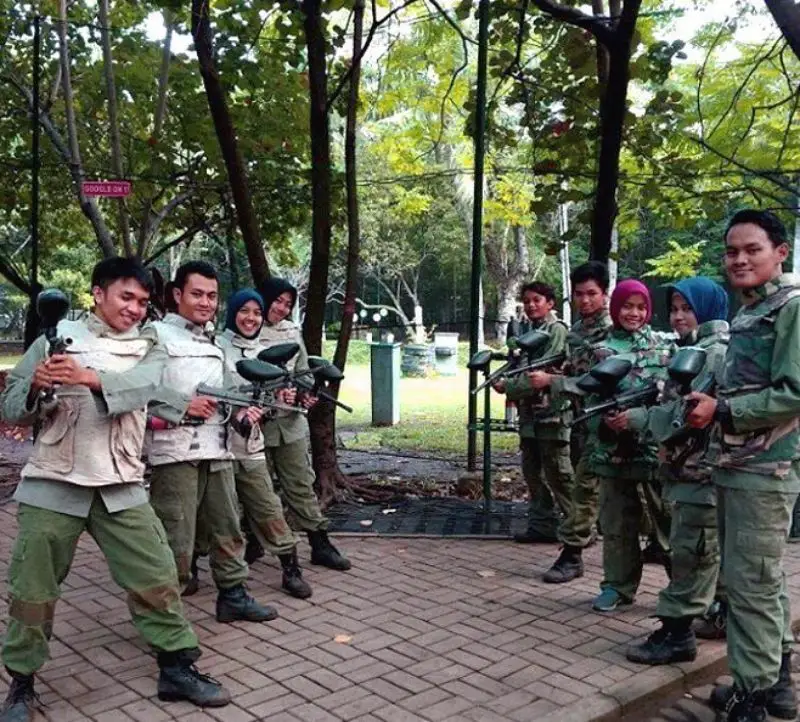 Bermain Paintball di Allianz Ecopark Ancol Foto via @allianz.ecopark.