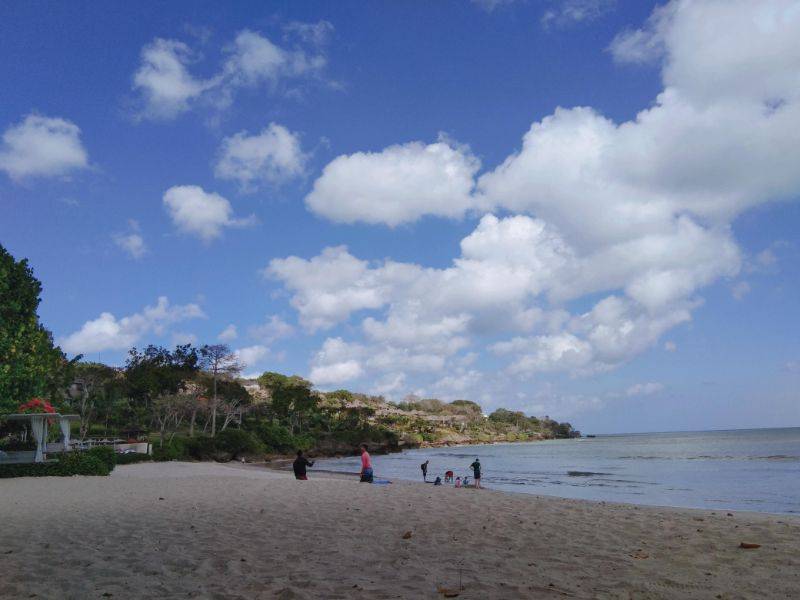 Indahnya Pantai Jimbaran