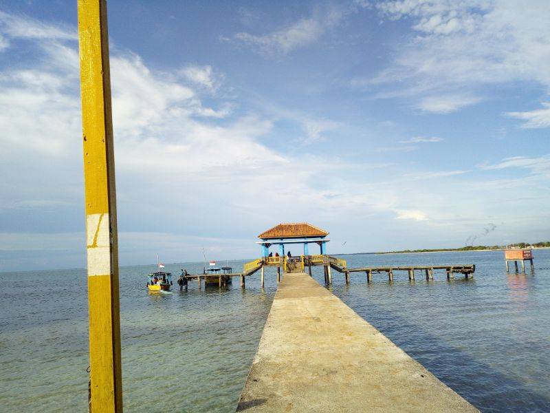 Jembatan di Pantai Bandengan by Gmap