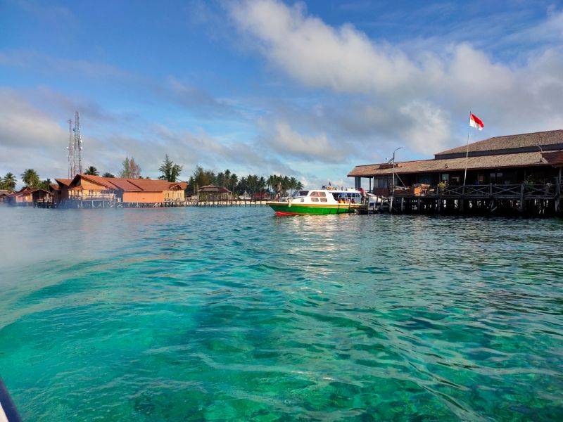 Keindahan Pantai Derawan by Gmap