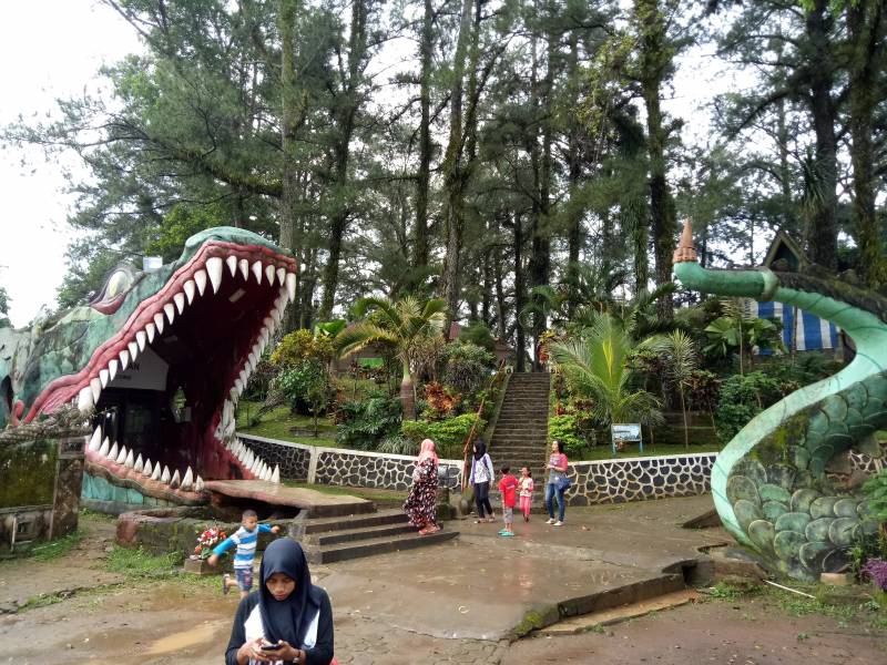 Tempat Wisata di Rawa Pening