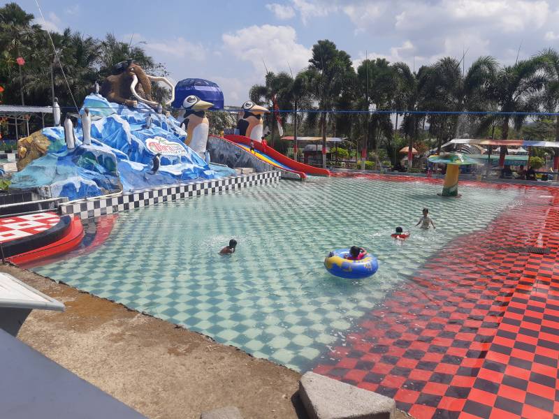 Waterboom Tiara Park Jember