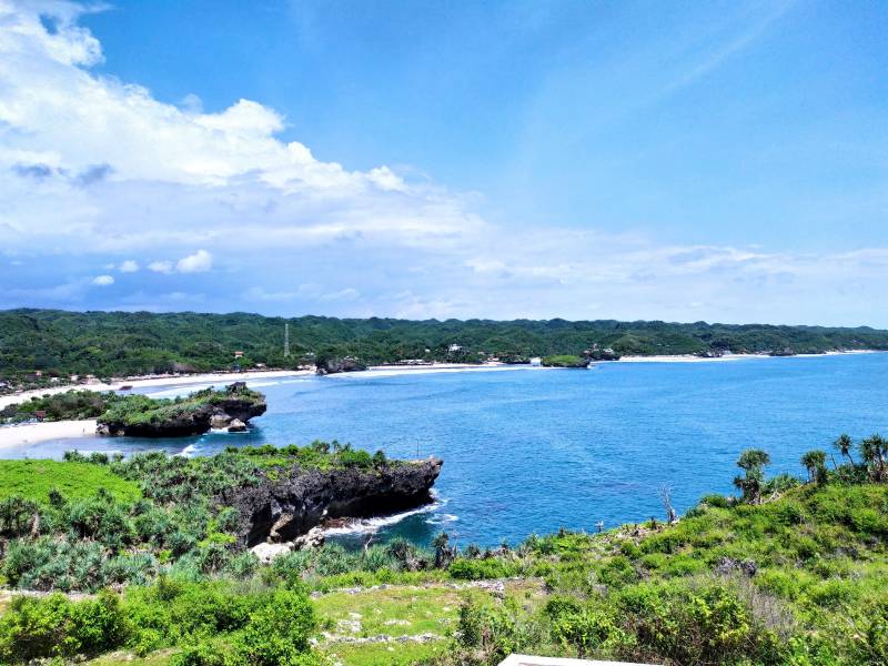 Panorama Pantai Krakal Jogja