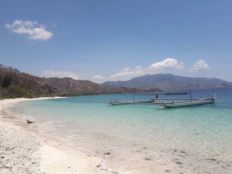 Pantai Maukaro Flores