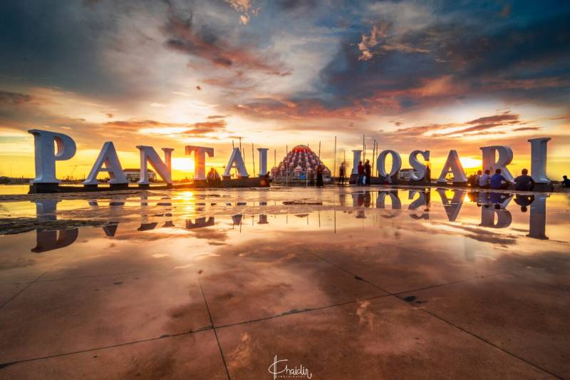 Senja di Pantai Losari