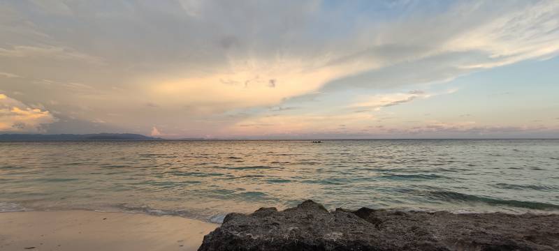 Keindahan Pantai Lawena