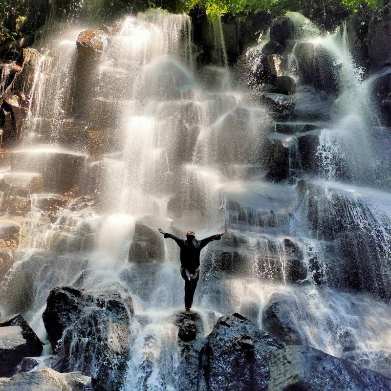 Kanto Lampo Waterfall