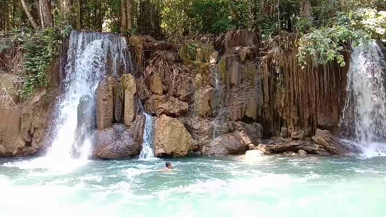 air terjun tetewa