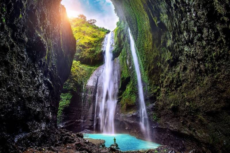 Air Terjun Madakaripura by @vacantripcom