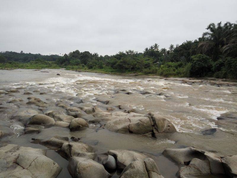 Bebatuan di Pantai Salju