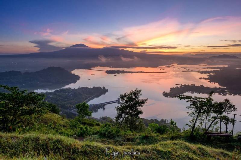 Waduk Gajah Mungkur