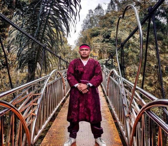 Jembatan Gantung Pogoda Taman Alam Lumbini