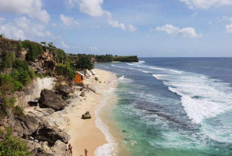 Indahnya Pemandangan Pantai Balangan by Gmap