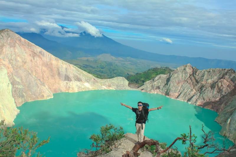 Kawah Ijen By @ttolhaa