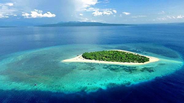 Keindahan Pulau Tabuhan Banyuwangi