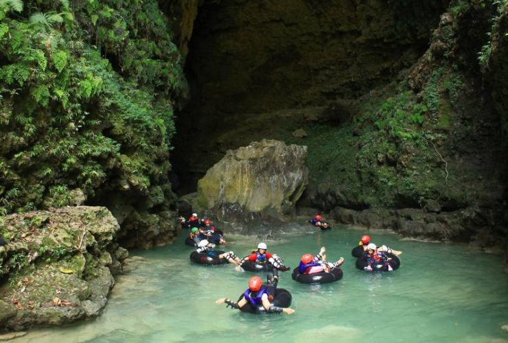 Kalisuci Cave Tubing