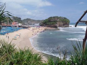 Pantai Drini Jogja