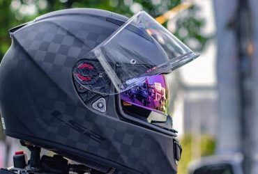 Toko Helm Medan