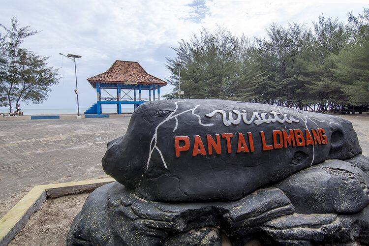 Pantai Lombang Madura