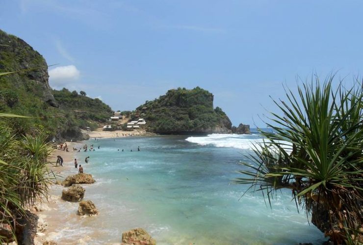 Pantai Nguyahan Gunungkidul