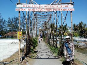 Pantai Pasir Kadilangu