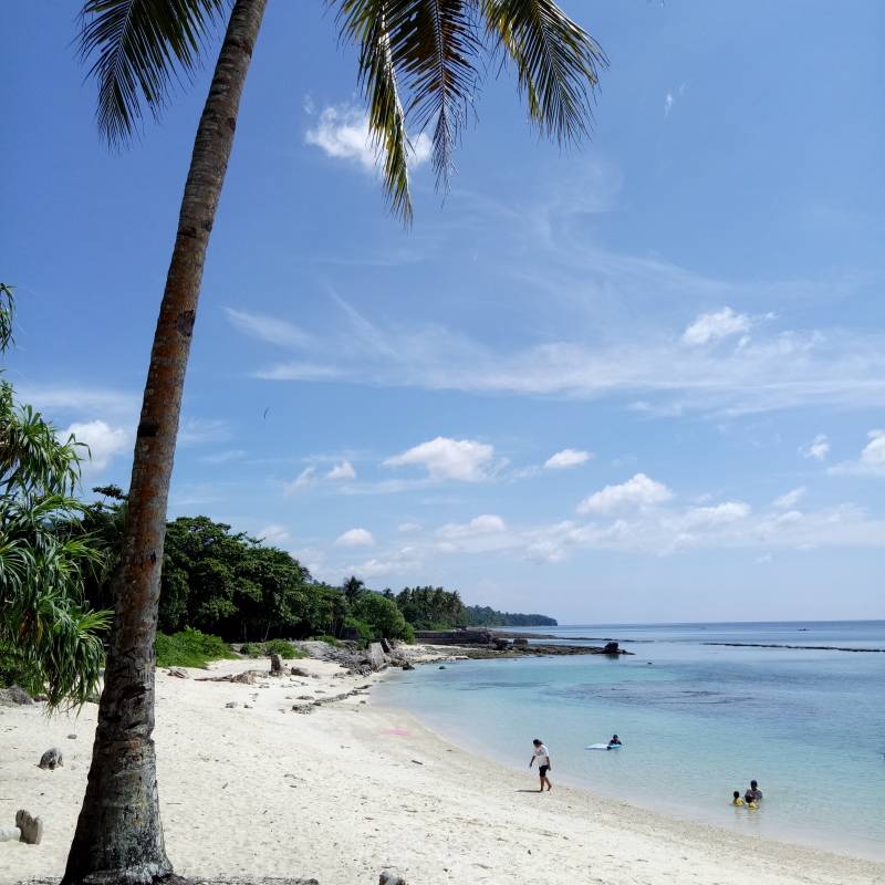 Pantai Santai Ambon