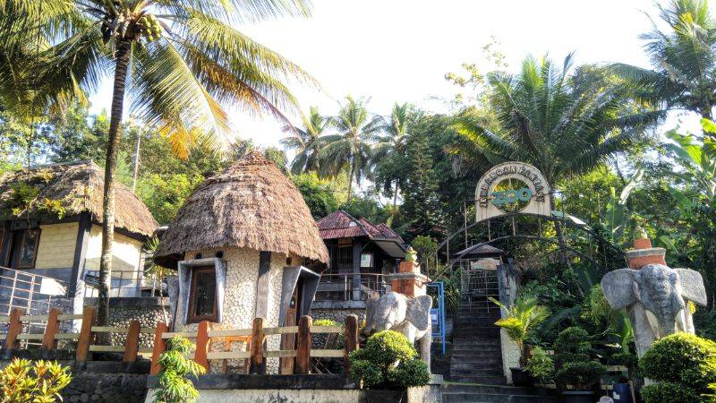 Mini Zoo Jembangan Kebumen 1