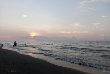 Pantai Karangmalang