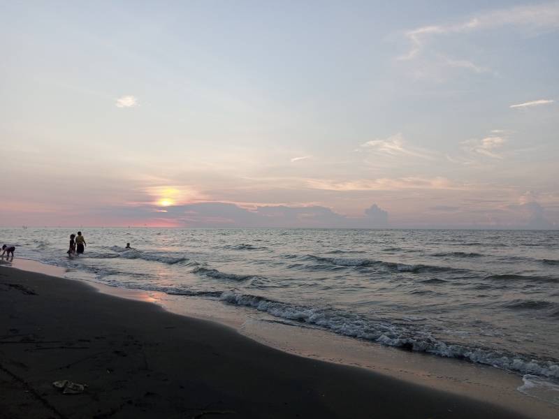 Pantai Karangmalang