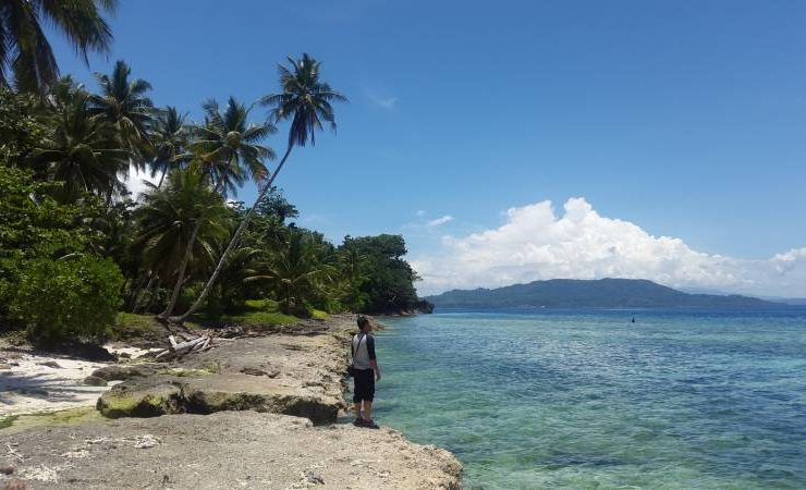 Pantai Lawena