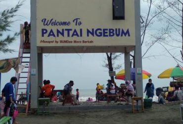 Pantai Ngebum Kaliwungu kendal