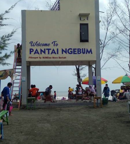 Pantai Ngebum Kaliwungu kendal