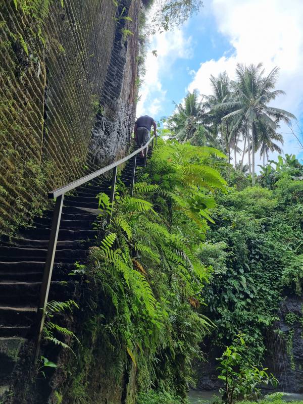 Stair to the Sumampan Waterfall